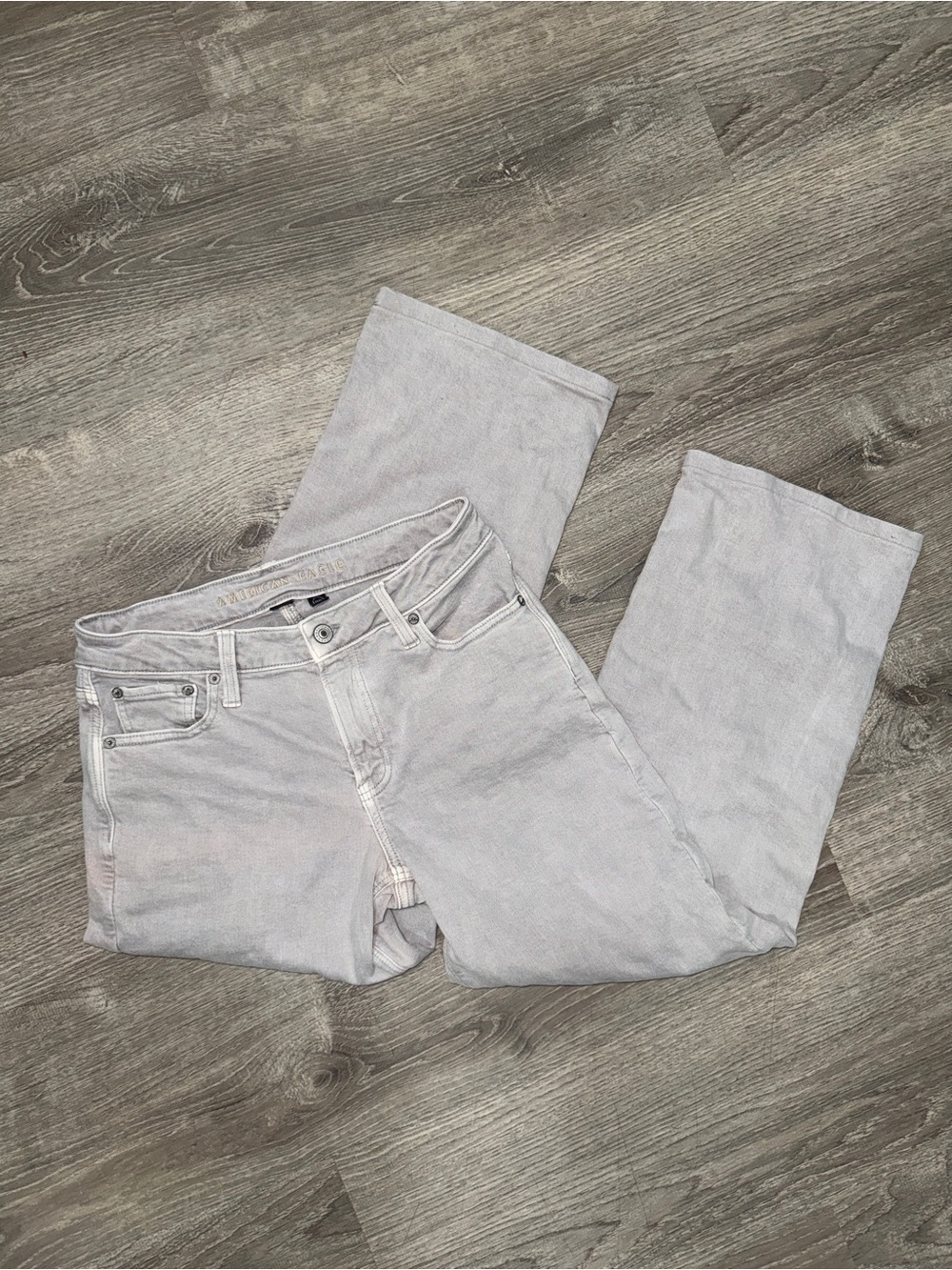 American Eagle Outfitters Light Gray Straight-Leg Jeans 2 short